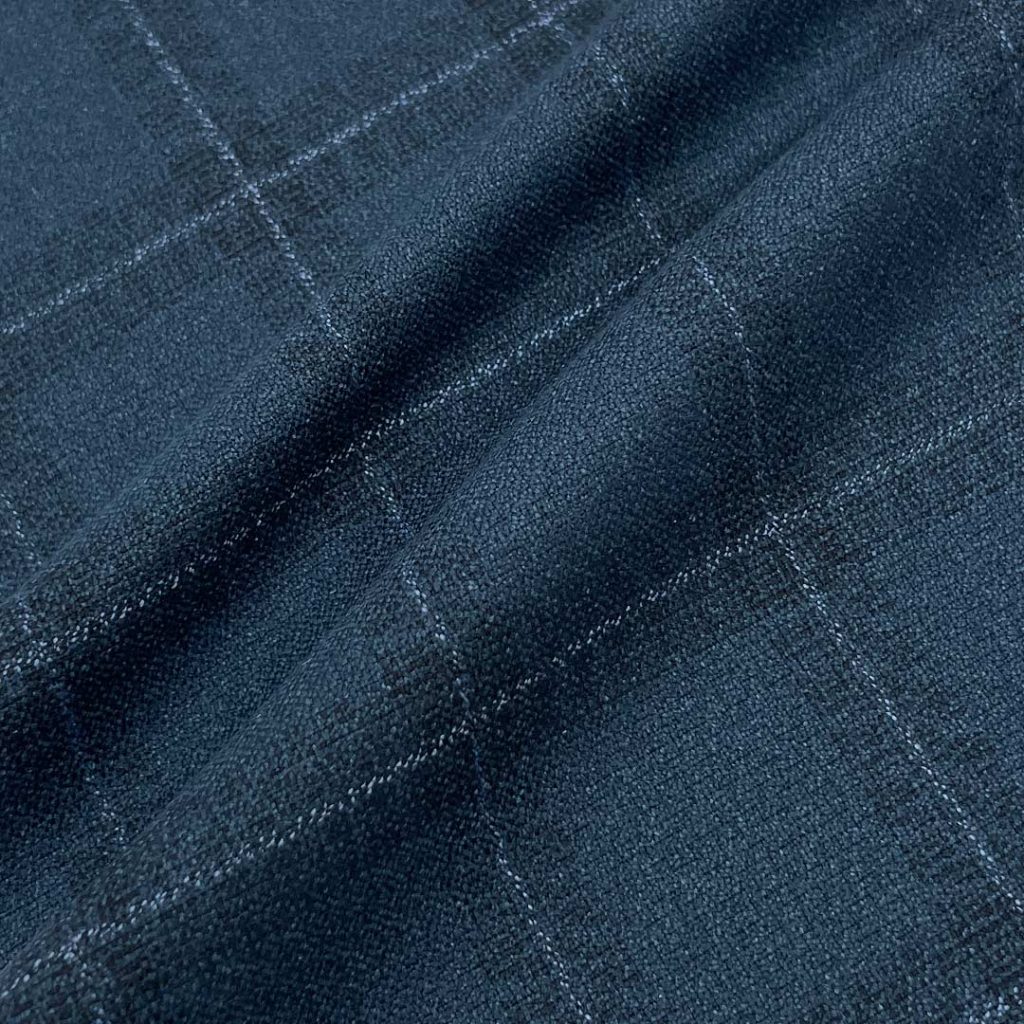 470g/m (9.2oz) 71% Polyester 27% Viscose 2% Spandex Suit Crisp Hand Feel Drapey Fabric Blazer 31941