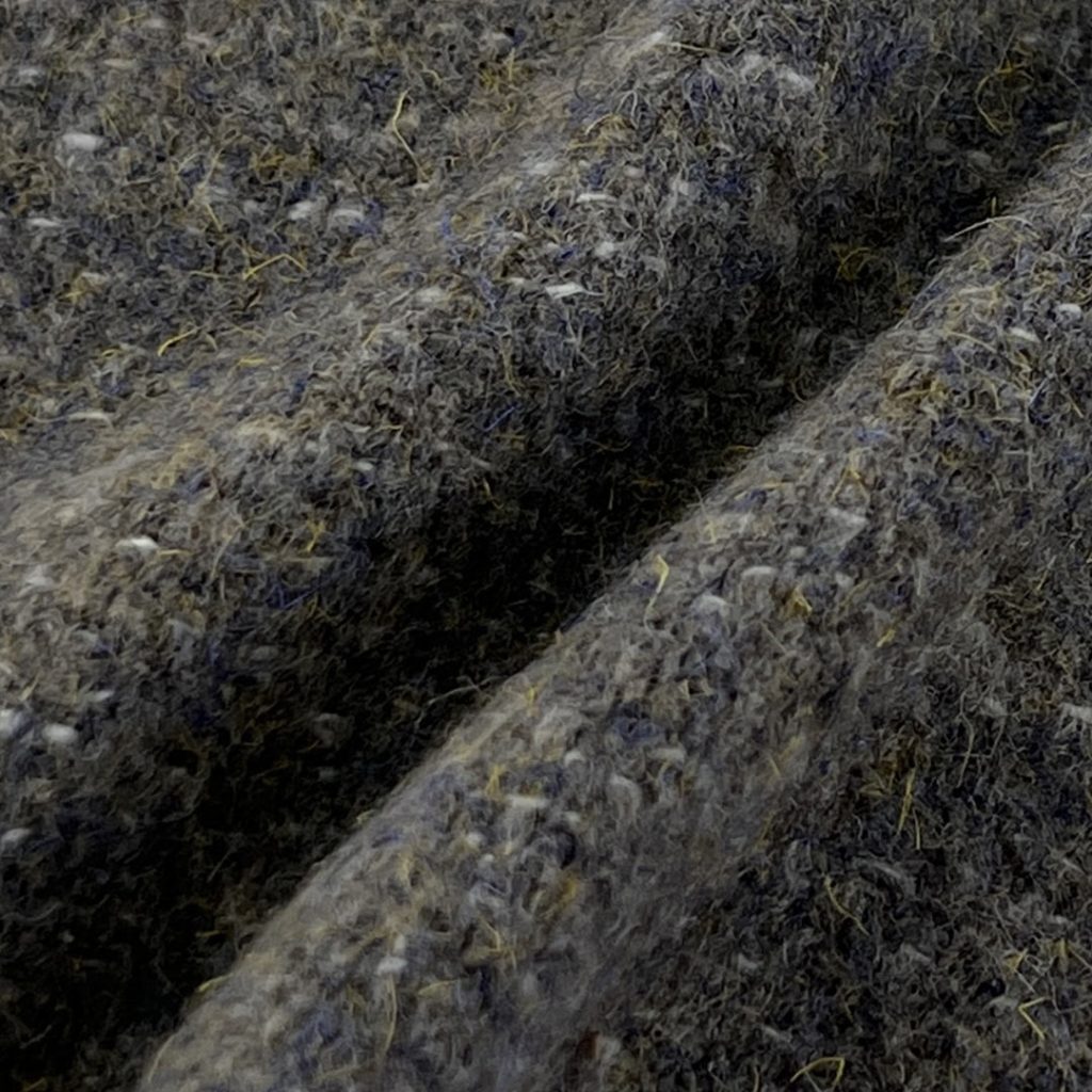 400gsm (11.8 oz) 40% Wool 60% Polyester Tweed Fuzzy Fabric Scarf Shawl