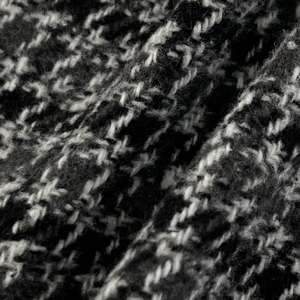 620gsm (21.9 oz) 100% Polyester Tweed Fuzzy Fabric Shawl Scarf