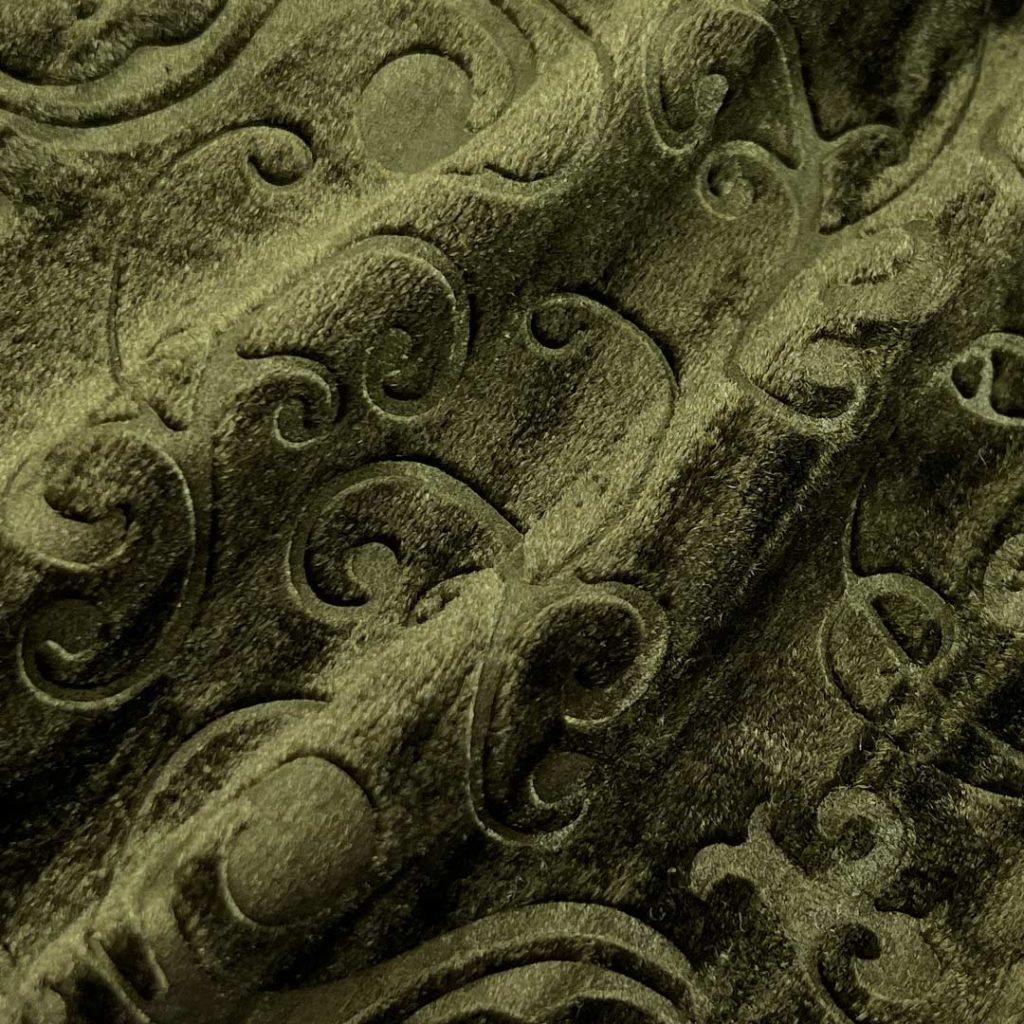 230gsm (8.1 oz) 95% Polyester 5% Spandex Velvet Embossed Fabric Evening Dress Jacket