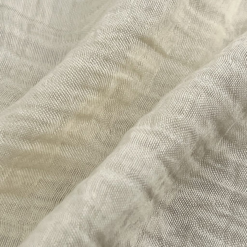 100gsm (3.5 oz) 45% Viscose 18% Polyamide 37% Tencel Crinkle Textured Fabric Dress Blouse