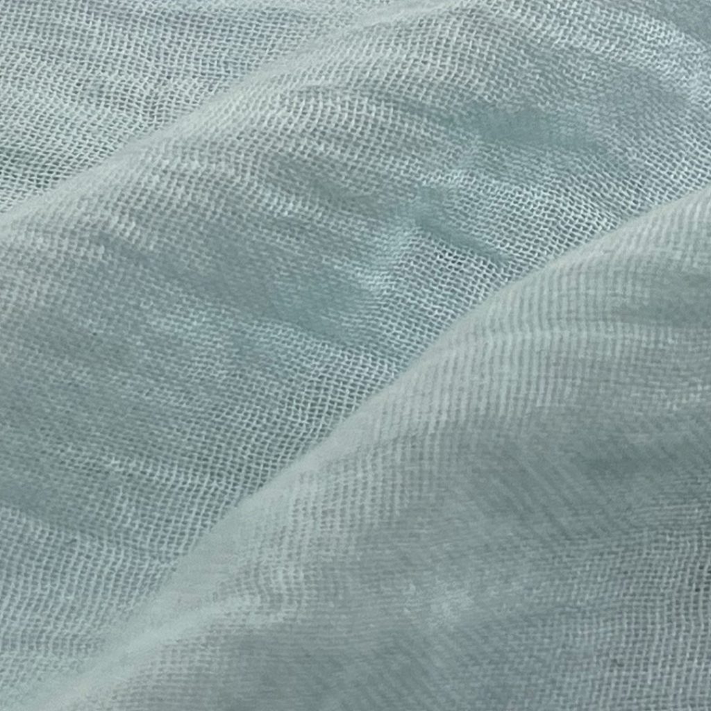 65gsm (2.3 oz) 80% Polyester 20% Cotton Crinkled Textured Hand Feel Fabric Dress Evening Gown Blouse