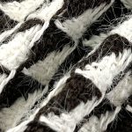 400gsm (14.1 oz) 20% Wool 80% Polyester Tweed Houndstooth Textured Shape Retention Fabric Packaging Dress Cushion