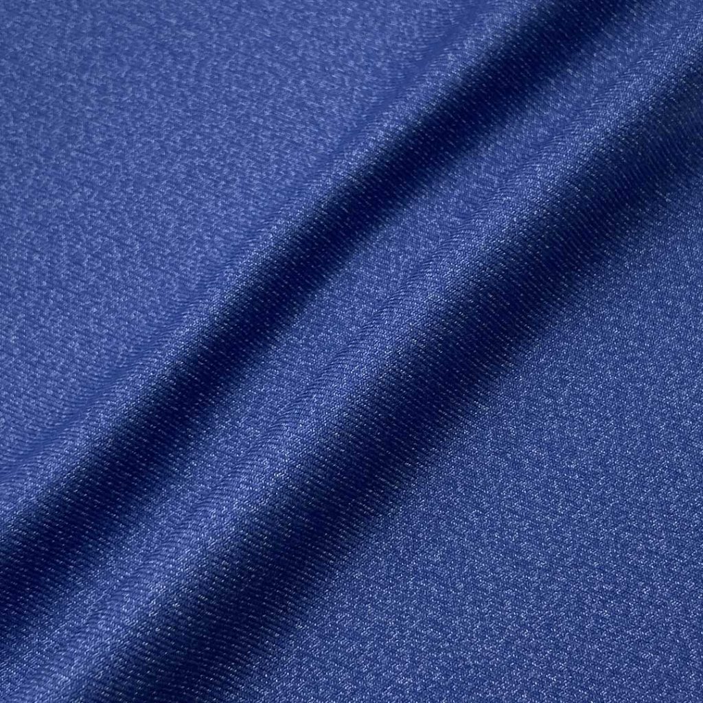 300g/m (5.9oz) 75% Polyester 25% Viscose Suit Crisp Hand Feel Glossy Fabric Blazer 30875