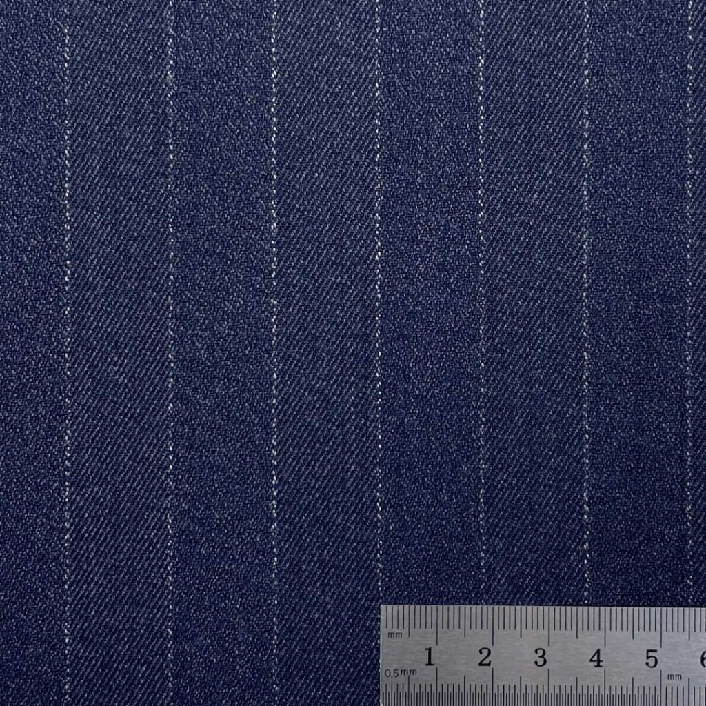 390g/m (7.7oz) 74% Polyester 24% Viscose 2% Spandex Suit Textured Drapey Fabric Blazer 31313