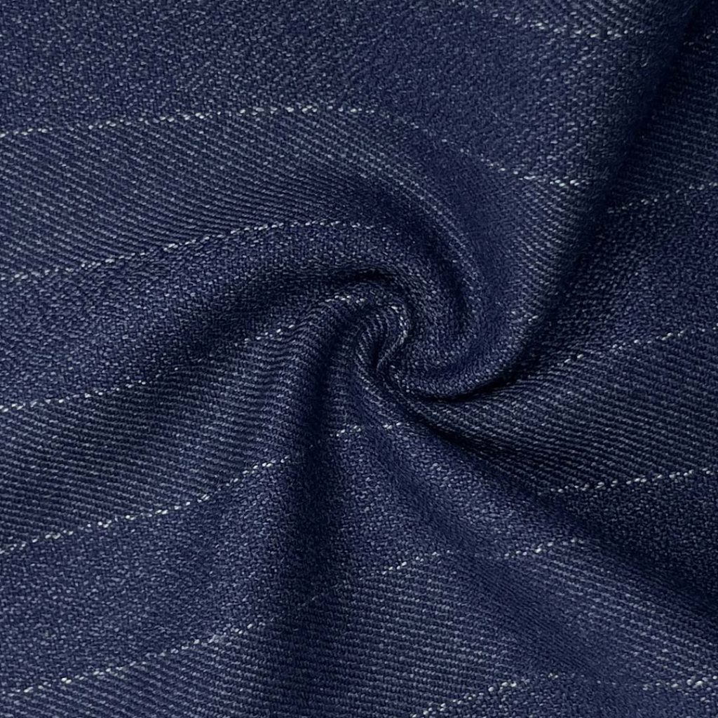 390g/m (7.7oz) 74% Polyester 24% Viscose 2% Spandex Suit Textured Drapey Fabric Blazer 31313