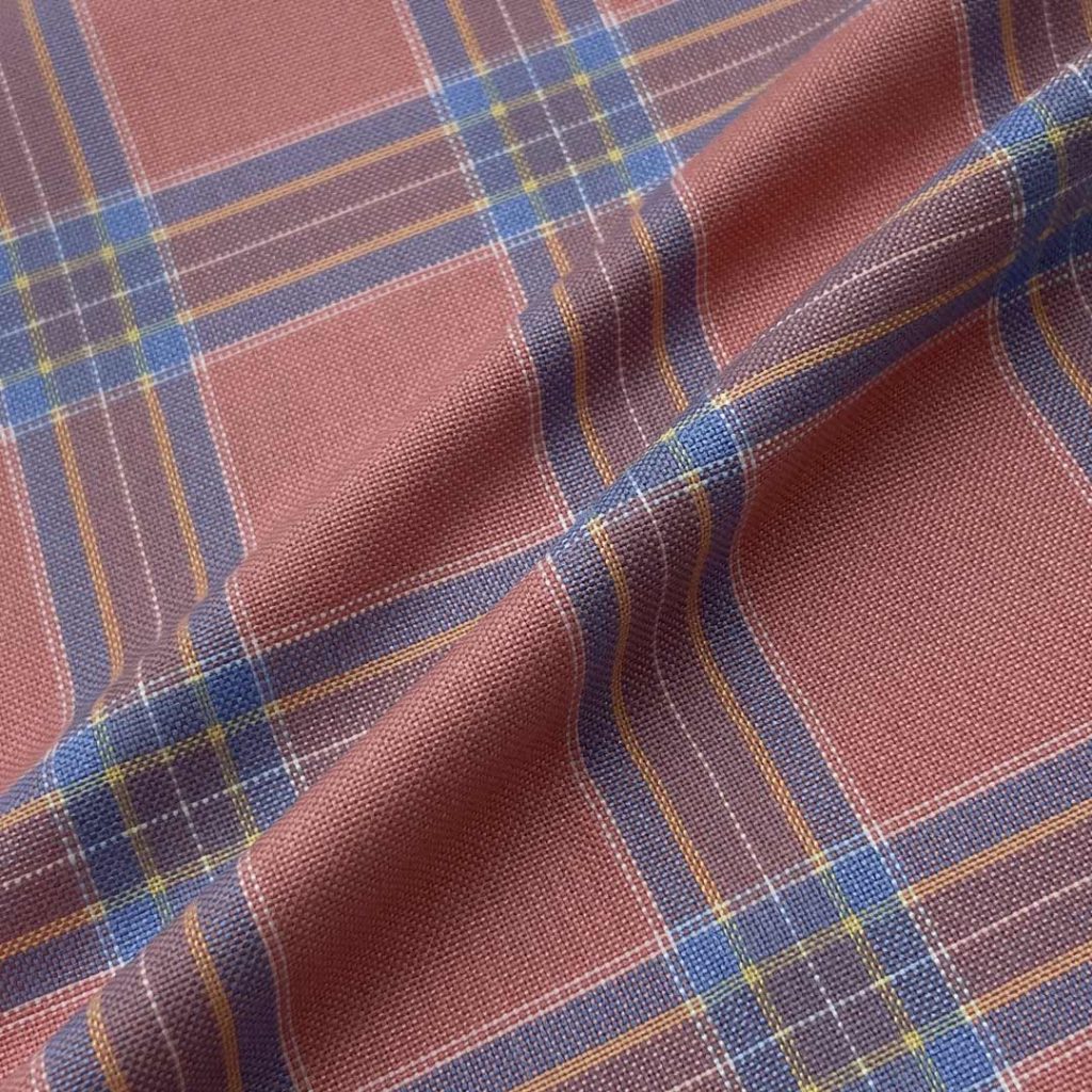 345g/m (6.8oz) 82% Polyester 18% Viscose Suit Crisp Hand Feel Textured Fabric Blazer 31348