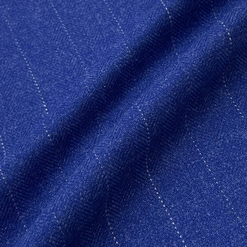 440g/m (8.7oz) 68% Polyester 29% Viscose 2% Spandex Suit Drapey Crisp Hand Feel Fabric Blazer 31369