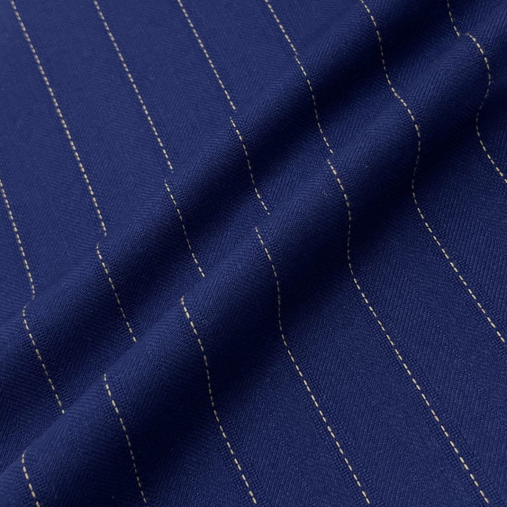 320g/m (6.3oz) 69% Polyester 29% Viscose 2% Spandex Suit Smooth Hand Feel Fine Fabric Blazer 31372