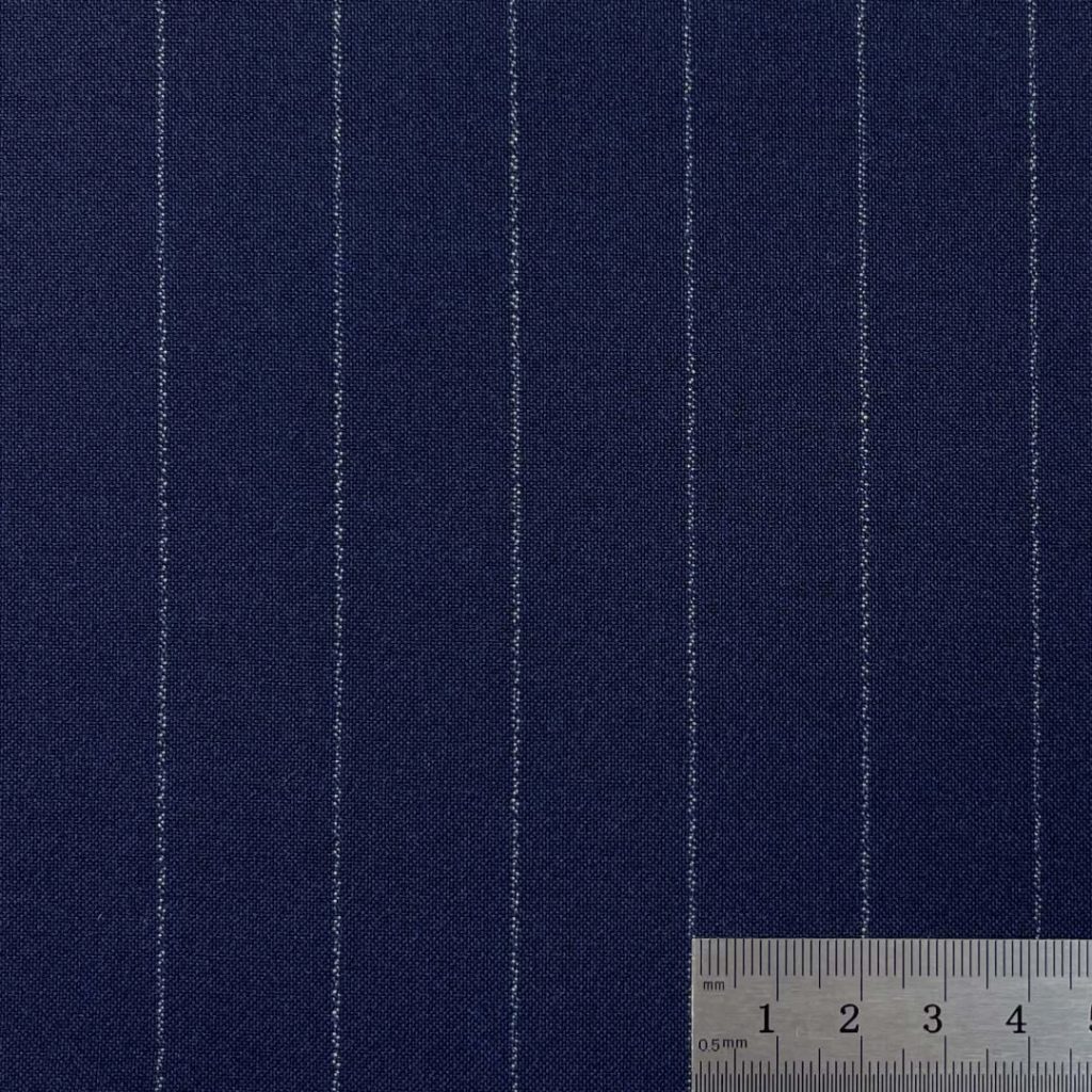 360g/m (7.1oz) 69% Polyester 28% Viscose 3% Spandex Suit Crisp Hand Feel Smooth Fabric Blazer 31431