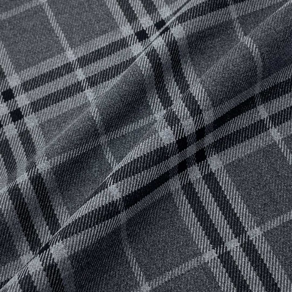 400g/m (7.9oz) 69% Polyester 29% Viscose 2% Spandex Suit Crisp Hand Feel Textured Fabric Blazer 31435