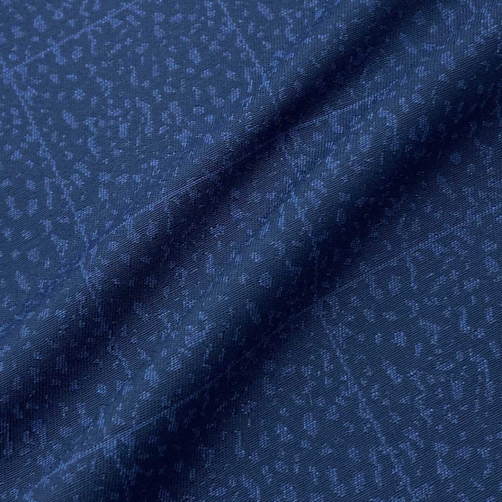 305g/m (6.0oz) 82% Polyester 18% Viscose Suit Crisp Hand Feel Glossy Fabric Blazer 31507