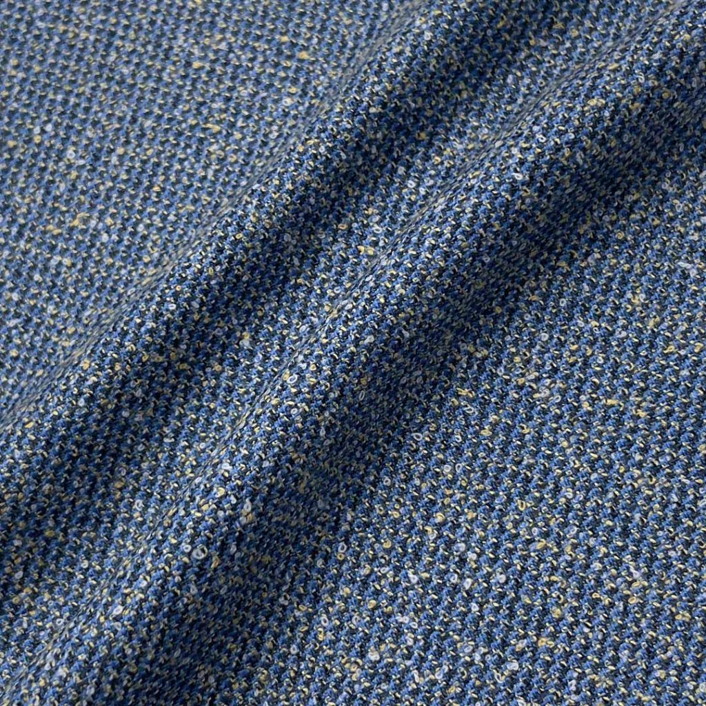 425g/m (8.4oz) 79% Polyester 21% Viscose Suit Soft Hand Feel Drapey Fabric Blazer 31510