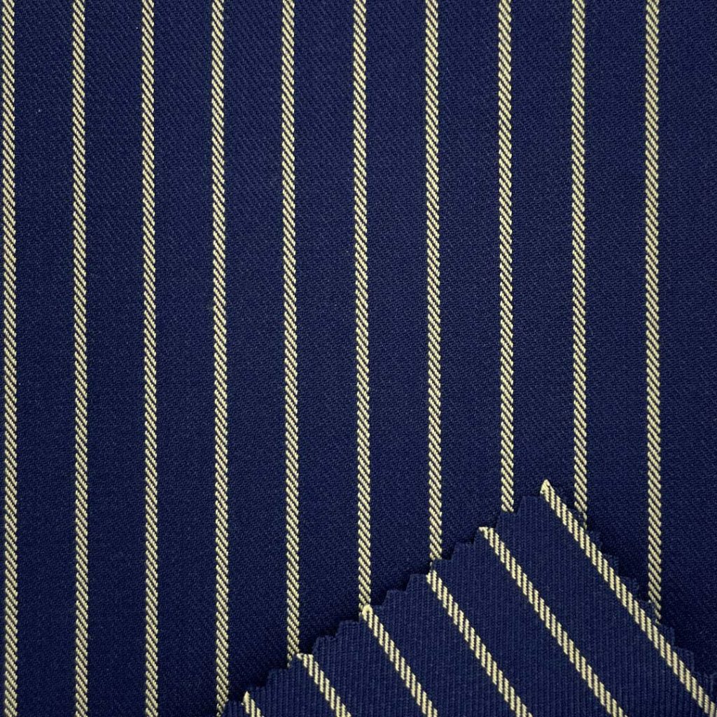 430g/m (8.5oz) 72% Polyester 26% Viscose 2% Spandex Suit Soft Hand Feel Textured Fabric Blazer 31550