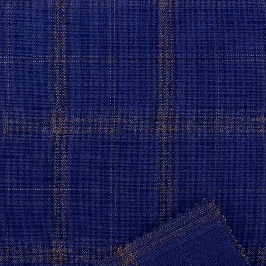 465g/m (9.2oz) 71% Polyester 27% Viscose 2% Spandex Suit Soft Hand Feel Drapey Fabric Blazer 31559