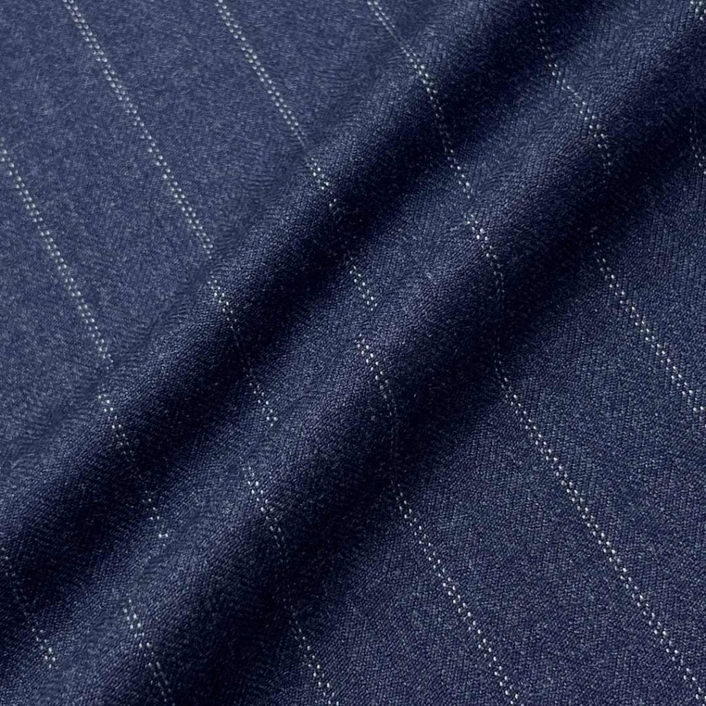 350g/m (6.9oz) 70% Polyester 28% Viscose 2% Spandex Suit Glossy Soft Hand Feel Fabric Blazer 31612