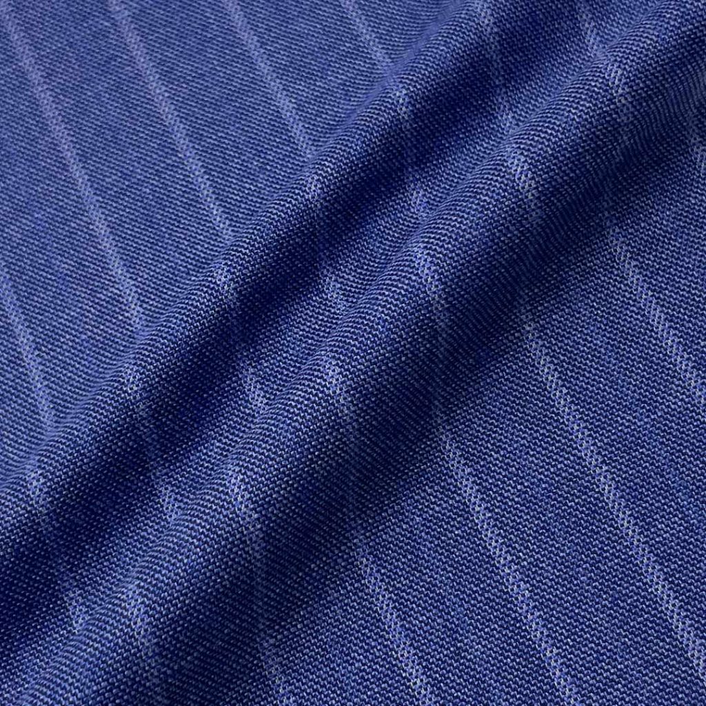 350g/m (6.9oz) 83% Polyester 15% Viscose 2% Spandex Suit Textured Crisp Hand Feel Fabric Blazer 31620