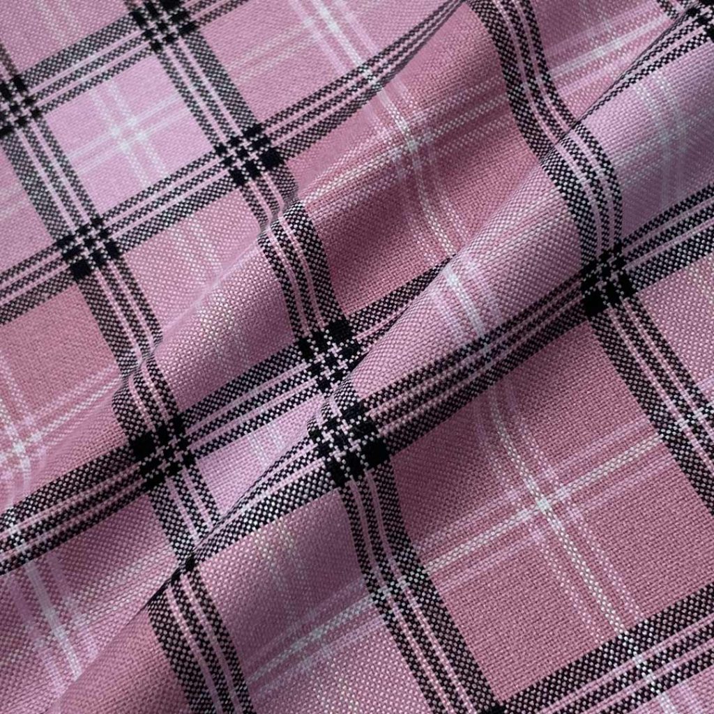 345g/m (6.8oz) 72% Polyester 28% Viscose Suit Crisp Hand Feel Fine Fabric Blazer 31623