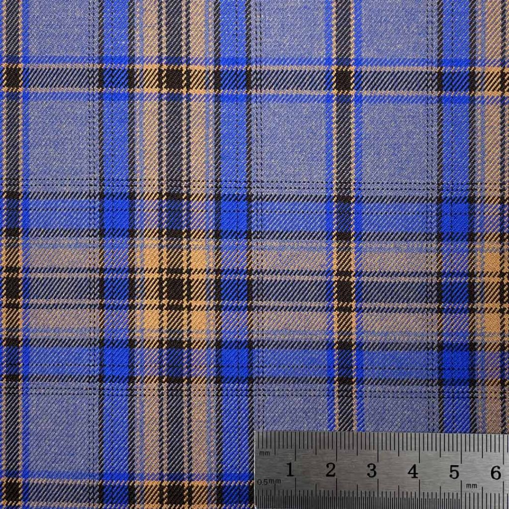 390g/m (7.7oz) 68% Polyester 32% Viscose Suit Crisp Hand Feel Fine Fabric Blazer 31647