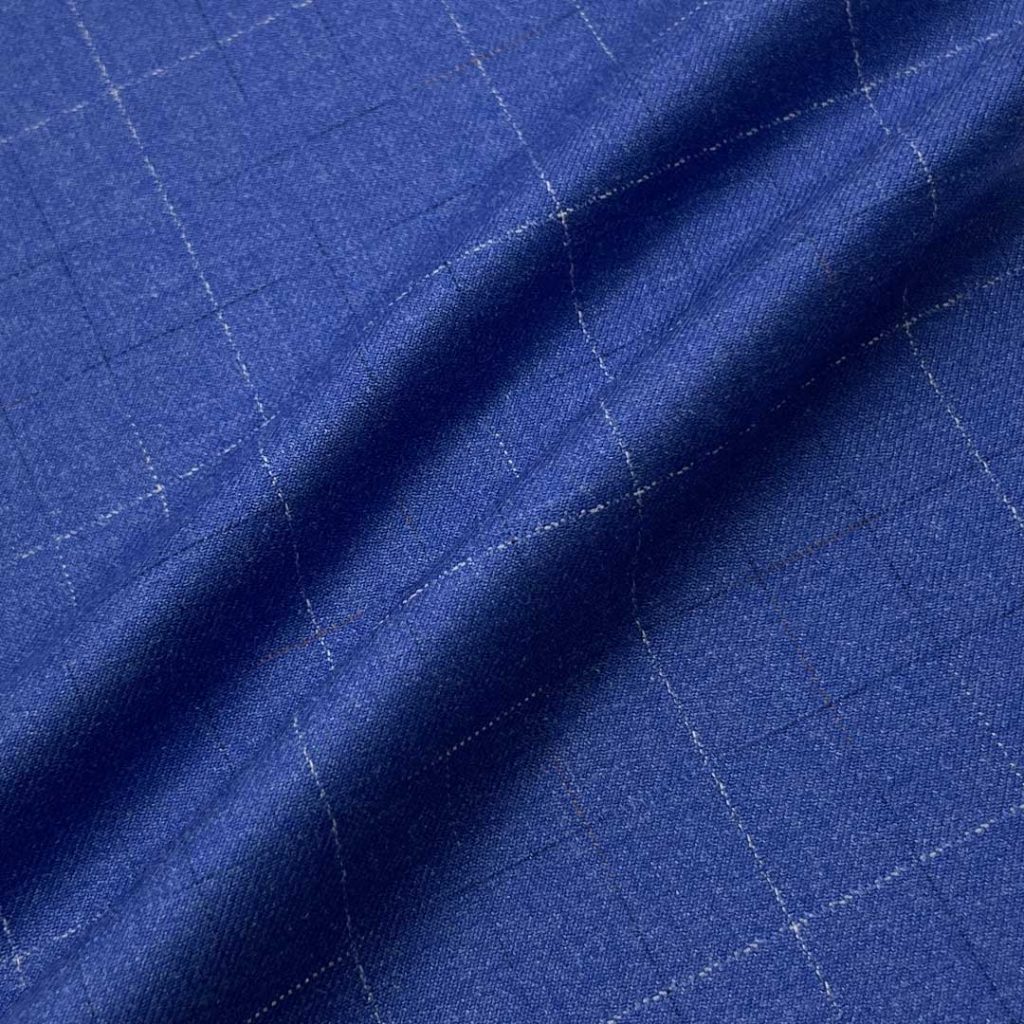 310g/m (6.1oz) 70% Polyester 28% Viscose 2% Spandex Suit Glossy Fine Fabric Blazer 31661