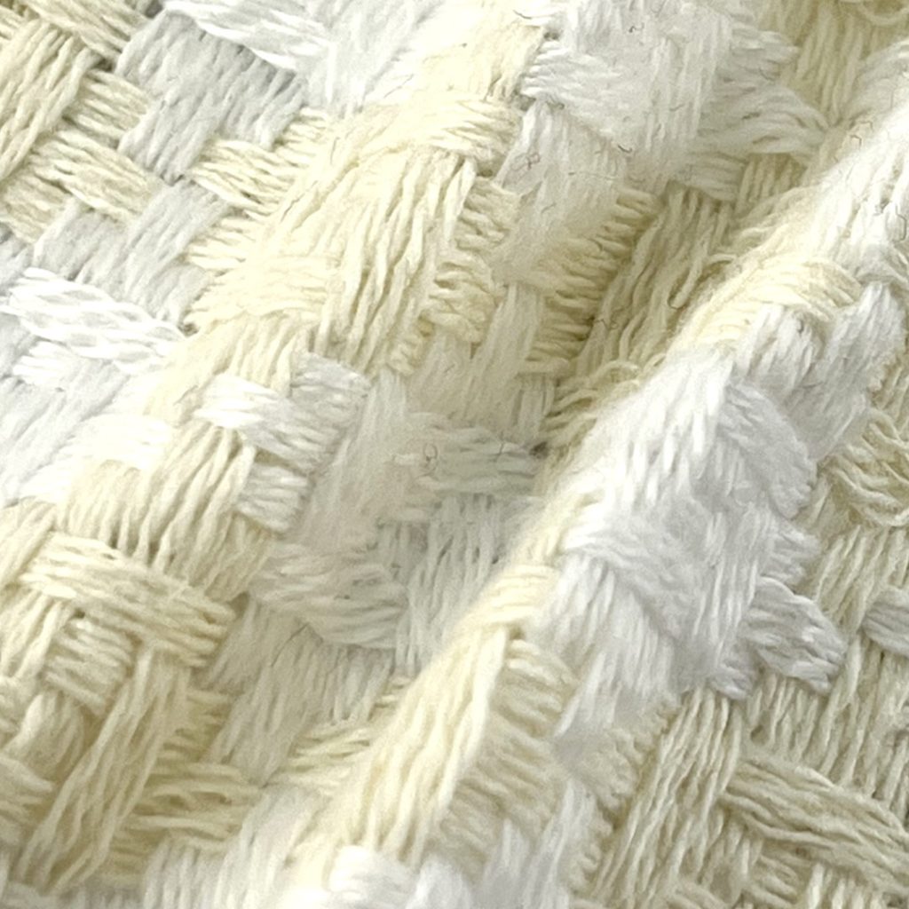 310gsm (10.9 oz) 25% Wool 75% Polyester Houndstooth Textured Shape Retention Fabric Dress Cushion 8009