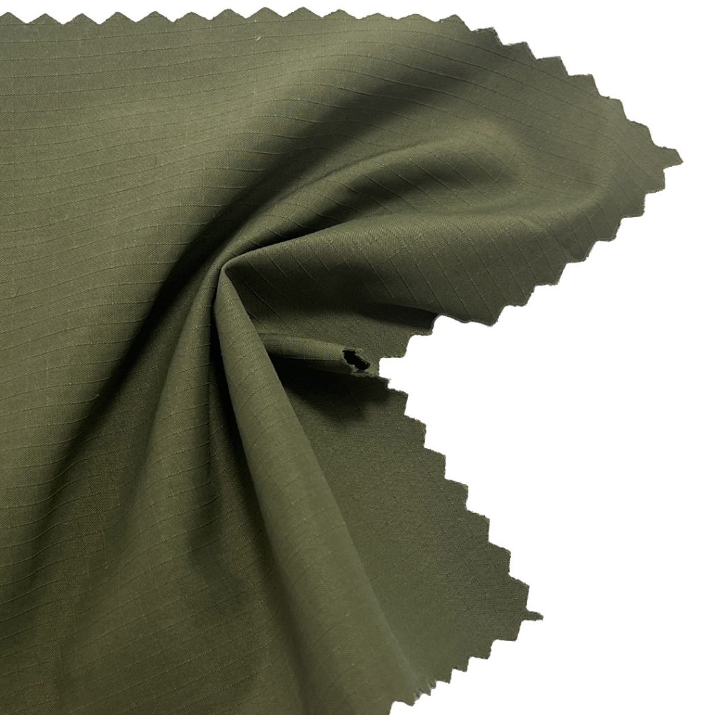 150gsm (5.3 oz) 100% Polyester Lining Ripstop Smooth Hand Feel Fabric Jacket Interlining D2651