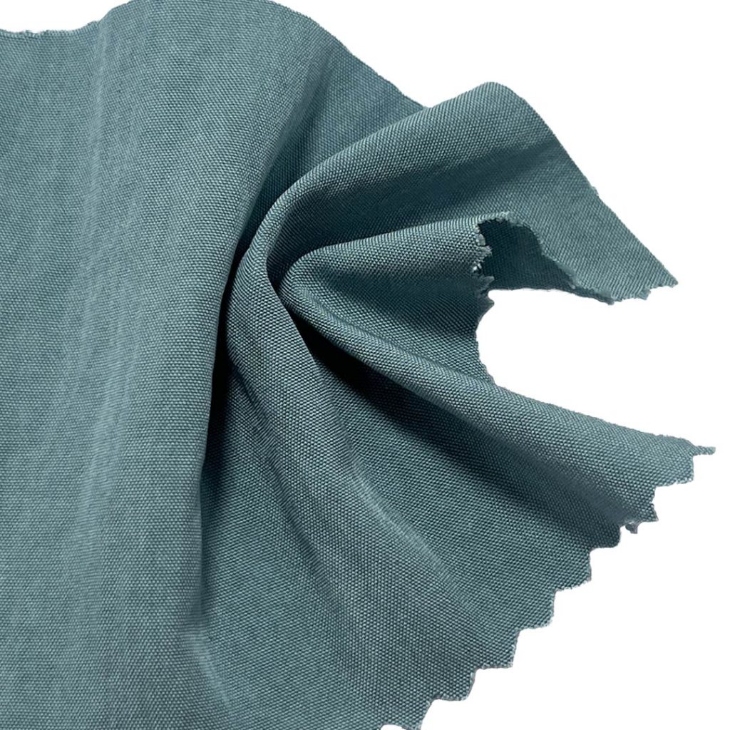 130gsm (4.6 oz) 70% Viscose 30% Nylon Crêpe Translucent Textured Fabric Skirt Dress