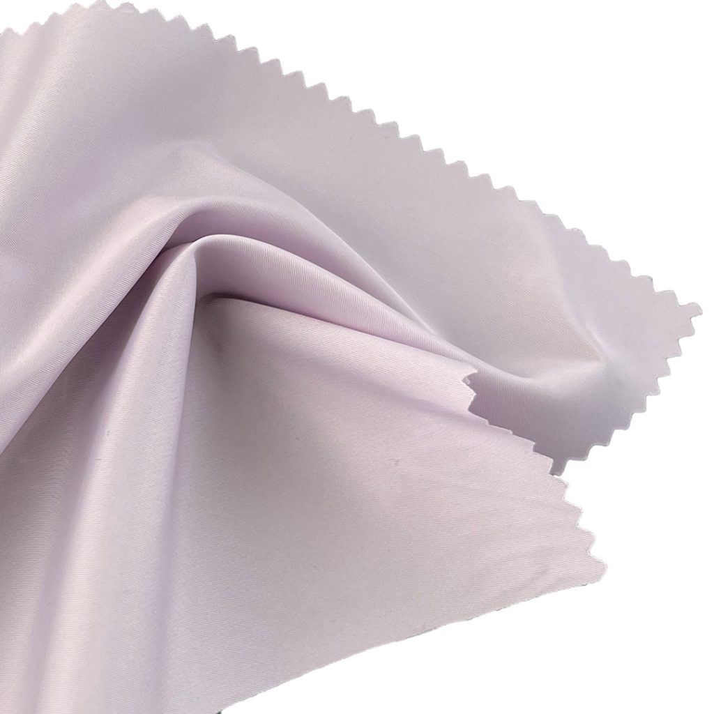 95gsm (3.4 oz) 100% Polyester Lining Ripstop Smooth Hand Feel Fabric Lining Coat FD-9092