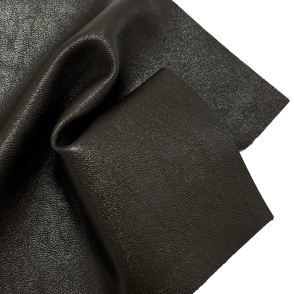 330gsm (11.6 oz) Face 100% Polyurethane Leather Back 100% Cotton Pleather Waterproof Ripstop Fabric Coat Bag FY538