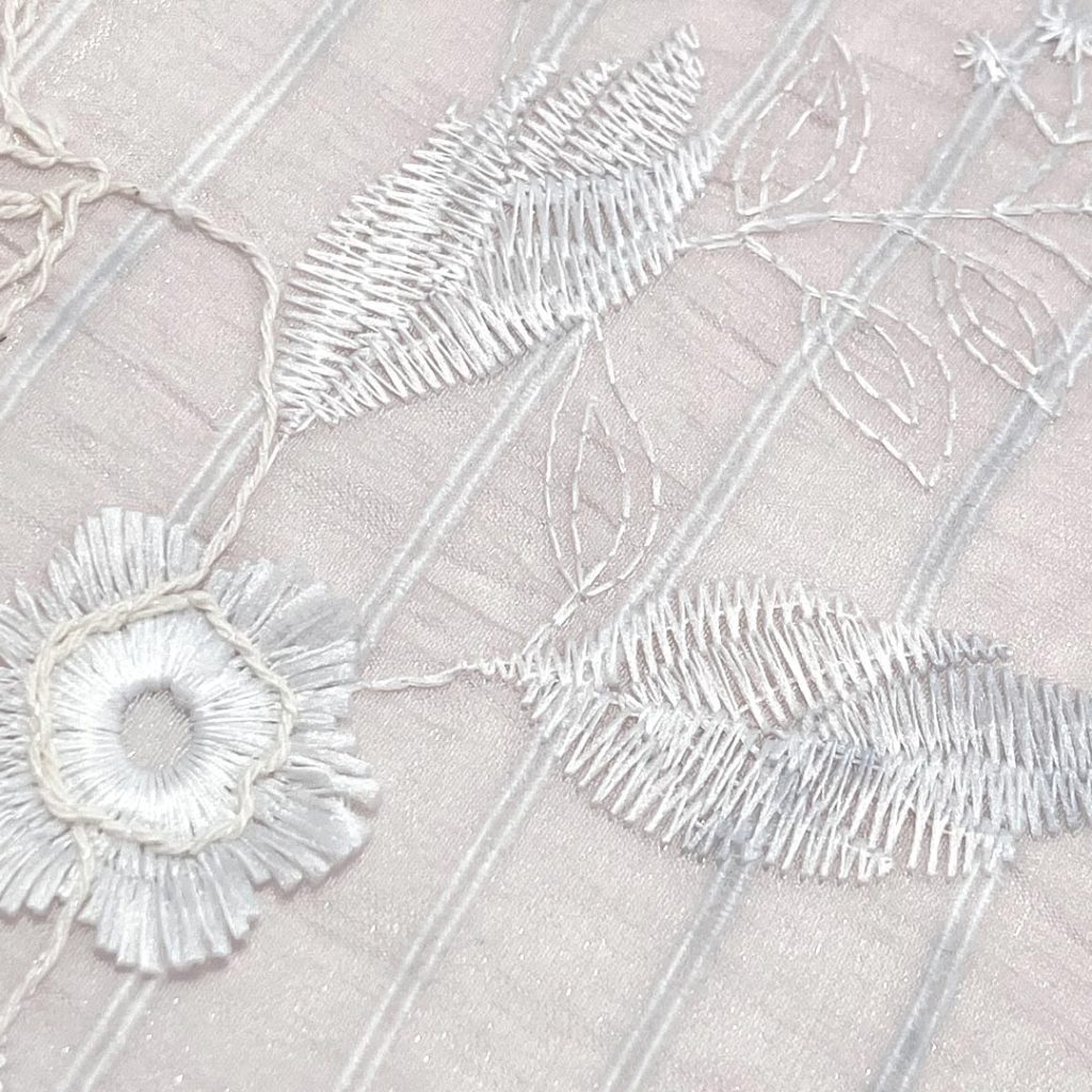 80% Lyocell 20% Polyester Eyelet Breathable Textured Fabric Tops Blouse ME331