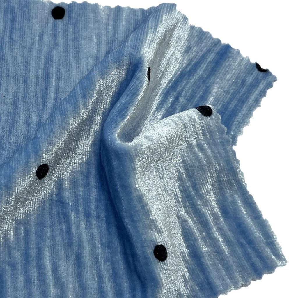 250gsm (8.8 oz) 95% Polyester 5% Spandex Pleated Textured Fabric Dress Tops Skirt