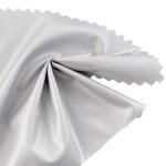 95gsm (3.4 oz) 100% Polyester Lining Ripstop Smooth Hand Feel Fabric Coat Jacket T2000