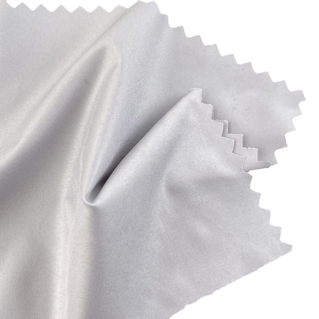 95gsm (3.4 oz) 100% Polyester Lining Ripstop Smooth Hand Feel Fabric Coat Jacket T2000