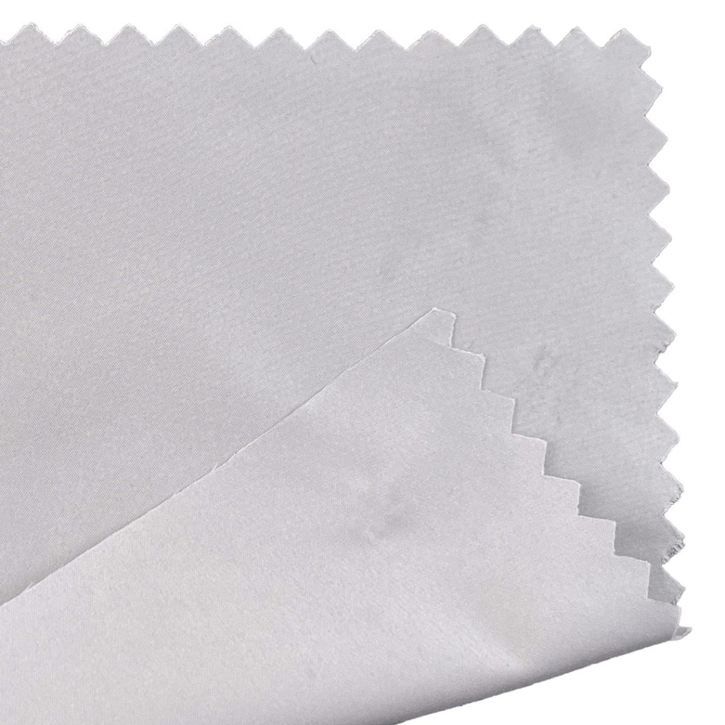 95gsm (3.4 oz) 100% Polyester Lining Ripstop Smooth Hand Feel Fabric Coat Jacket T2000