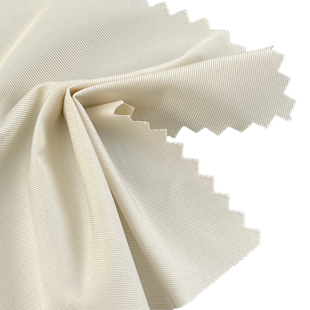 150gsm (5.3 oz) 100% Polyester Coated Smooth Hand Feel Fabric Jacket Sun Protection Clothing T7511