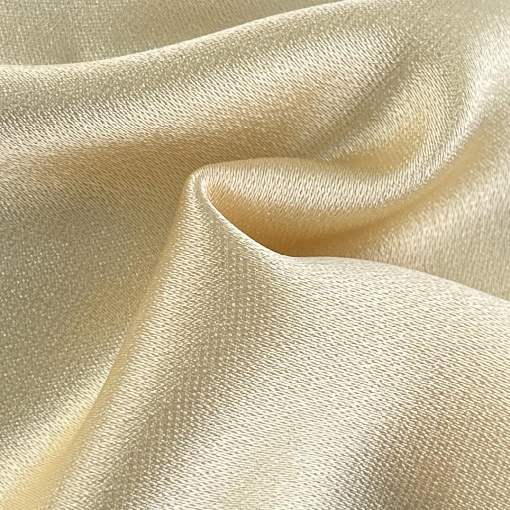 205gsm (7.2 oz) 100% Polyester Satin Glossy Soft Hand Feel Fabric Evening Gown Dress 267-030#