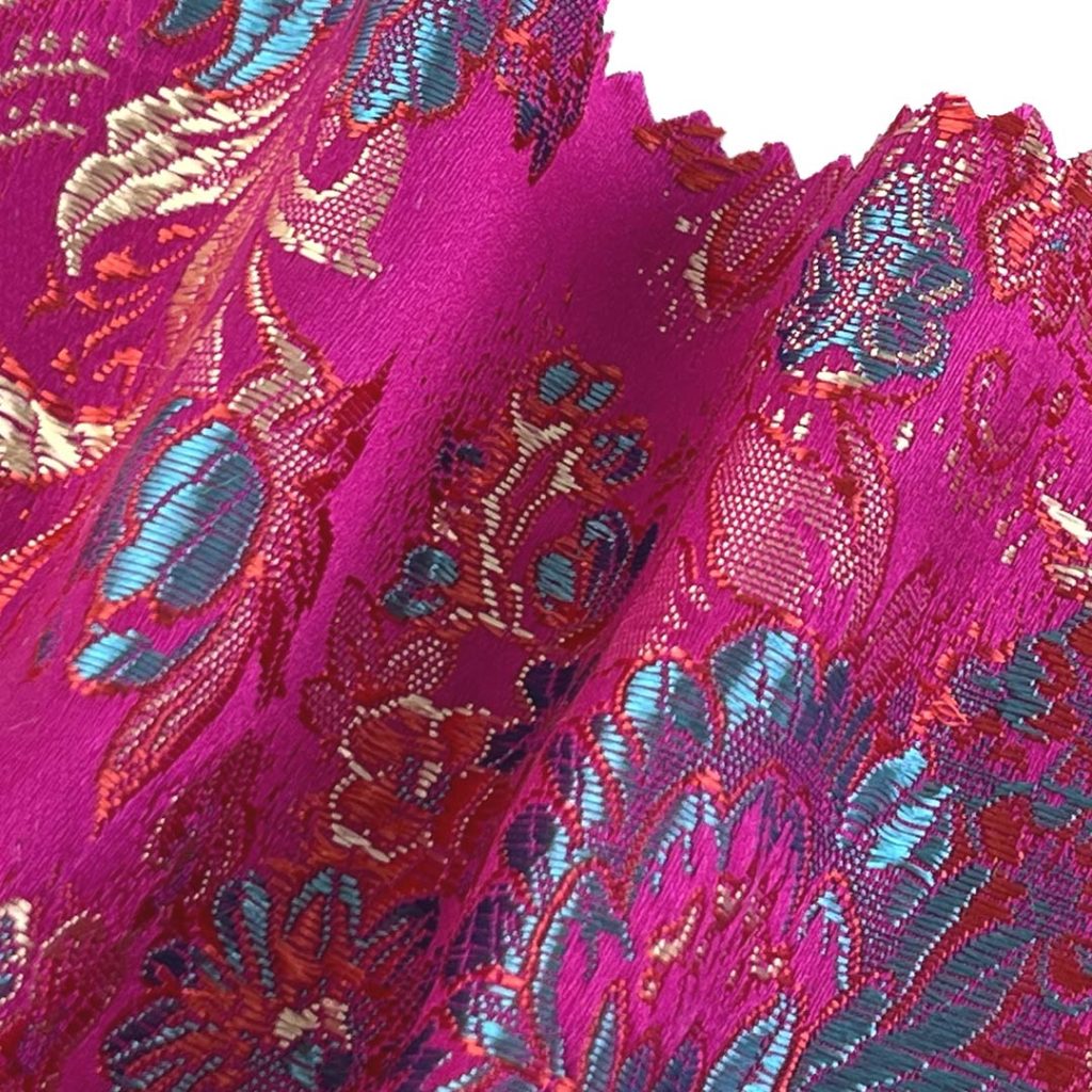 100% Polyester Brocade Ripstop Crisp Hand Feel Fabric Table Runner Bed Runner Curtain 67007