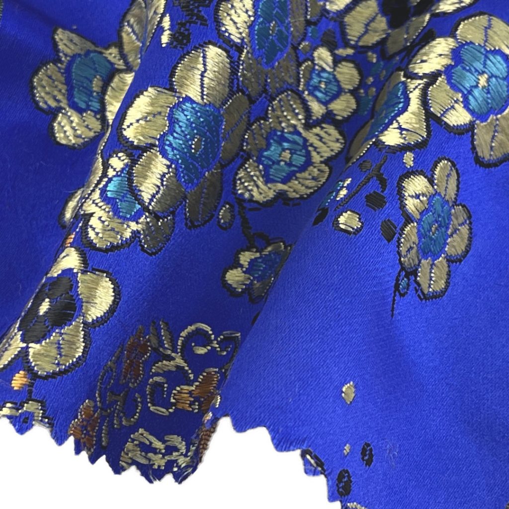 100% Polyester Brocade Ripstop Crisp Hand Feel Fabric Table Runner Bed Runner 67010