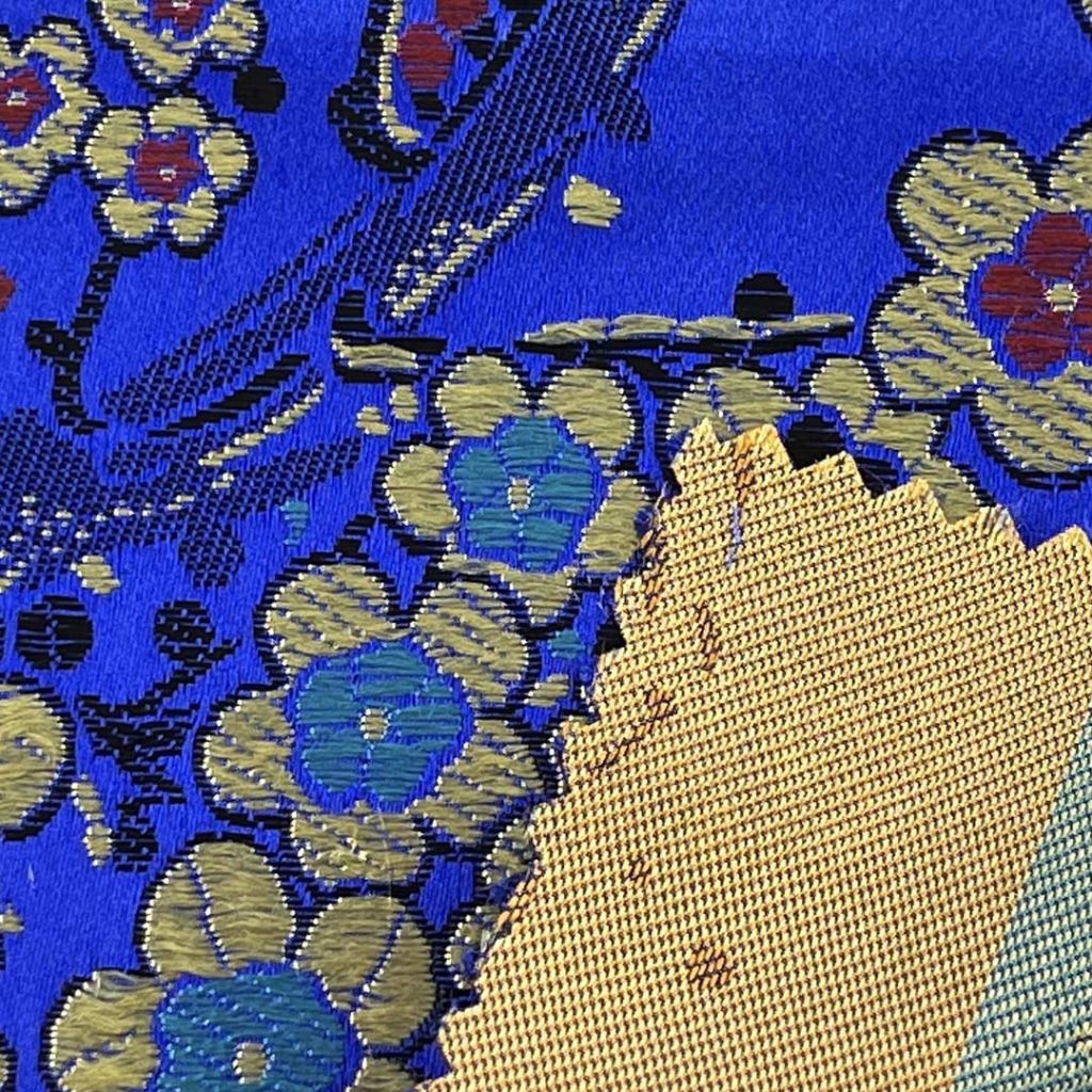 100% Polyester Brocade Ripstop Crisp Hand Feel Fabric Table Runner Bed Runner 67010