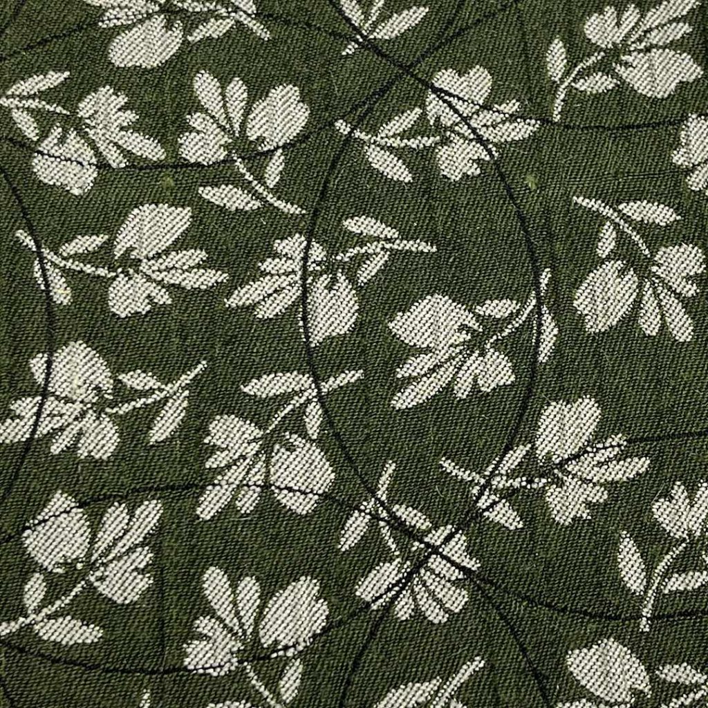 90% Polyester 10% Viscose Brocade Crisp Ripstop Hand Feel Fabric Table Runner Bed Runner GR7101291