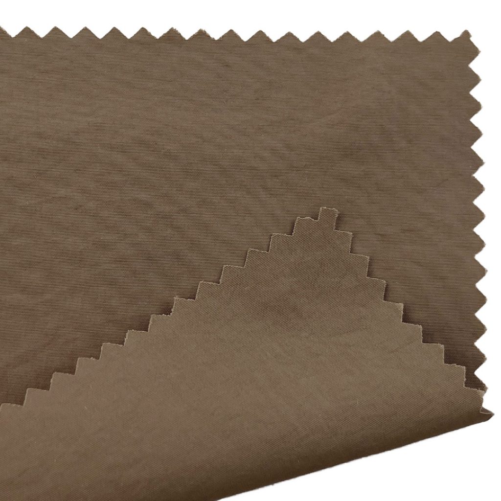 110gsm (3.9 oz) 100% Polyamide Waterproof Breathable Moisture Wicking Fabric Trench Coat T-shirt N7002