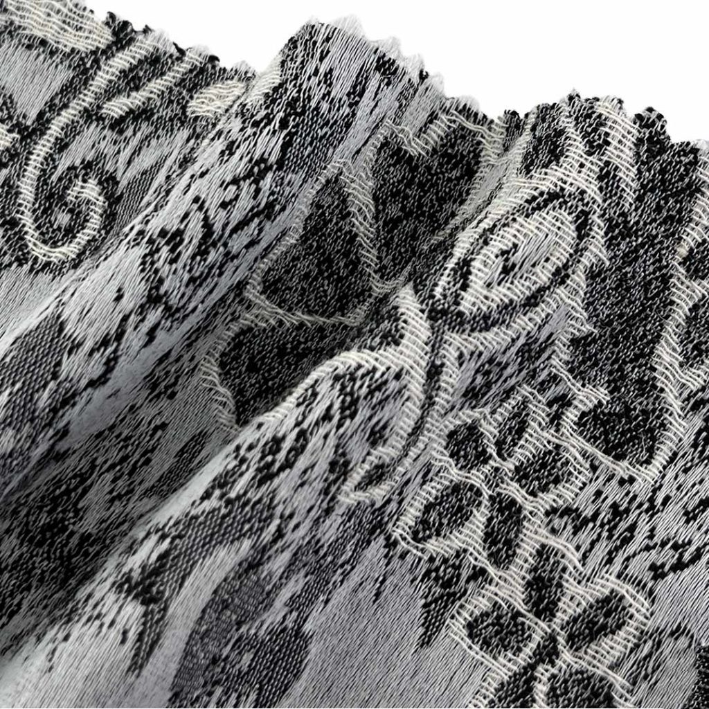 16% Wool 7% Linen 22% Cotton 45% Polyester 10% Other Brocade Crisp Hand Feel Fabric Bed Sheet Bed Runner Curtains ZT349